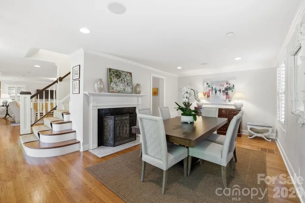 2927 Somerset Drive Charlotte NC 28209