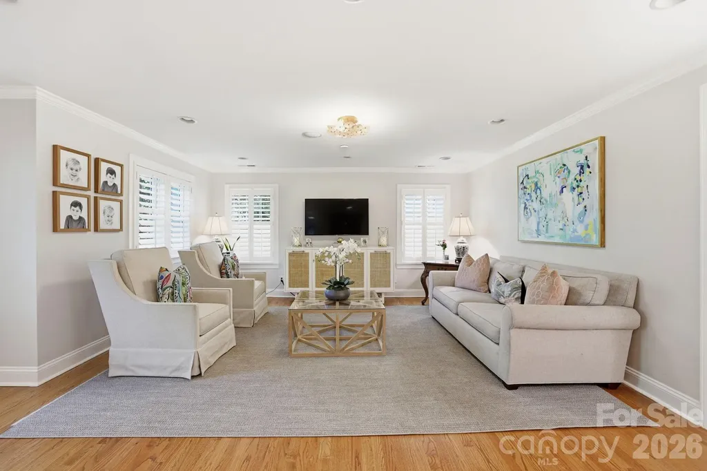 2927 Somerset Drive Charlotte NC 28209