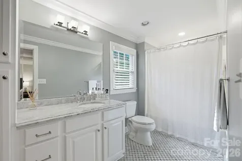 2927 Somerset Drive Charlotte NC 28209
