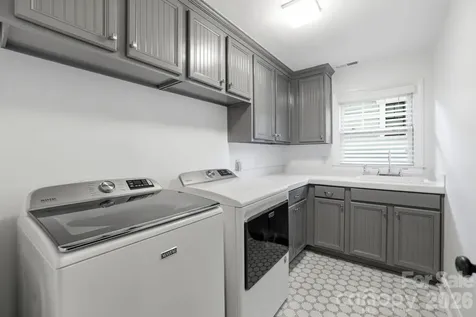 2927 Somerset Drive Charlotte NC 28209