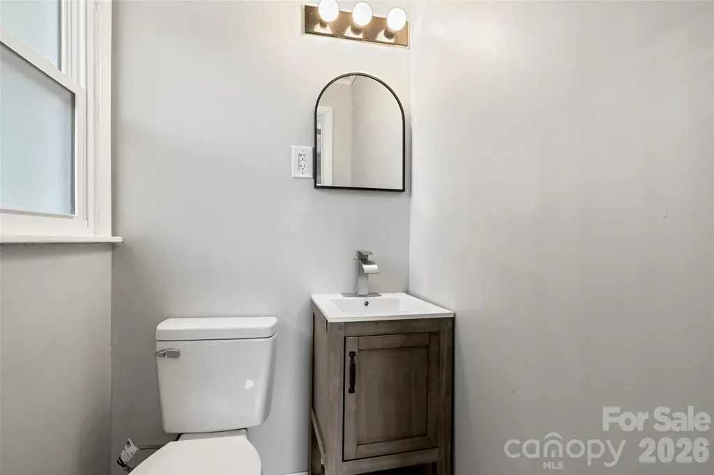 2123 Pinedell Avenue Monroe NC 28110