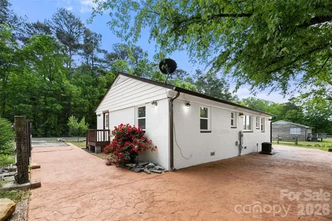 2123 Pinedell Avenue Monroe NC 28110