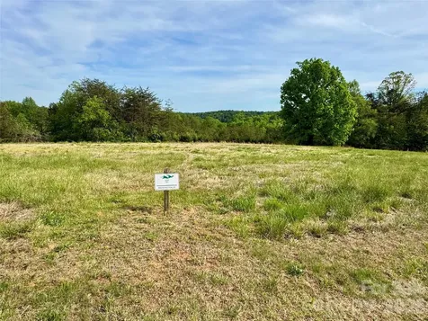 Lot G20, 2085 Thoroughbred Way Lenoir NC 28645