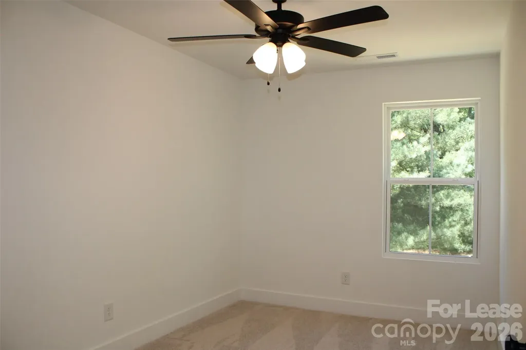 562 W Park Avenue Mooresville NC 28115