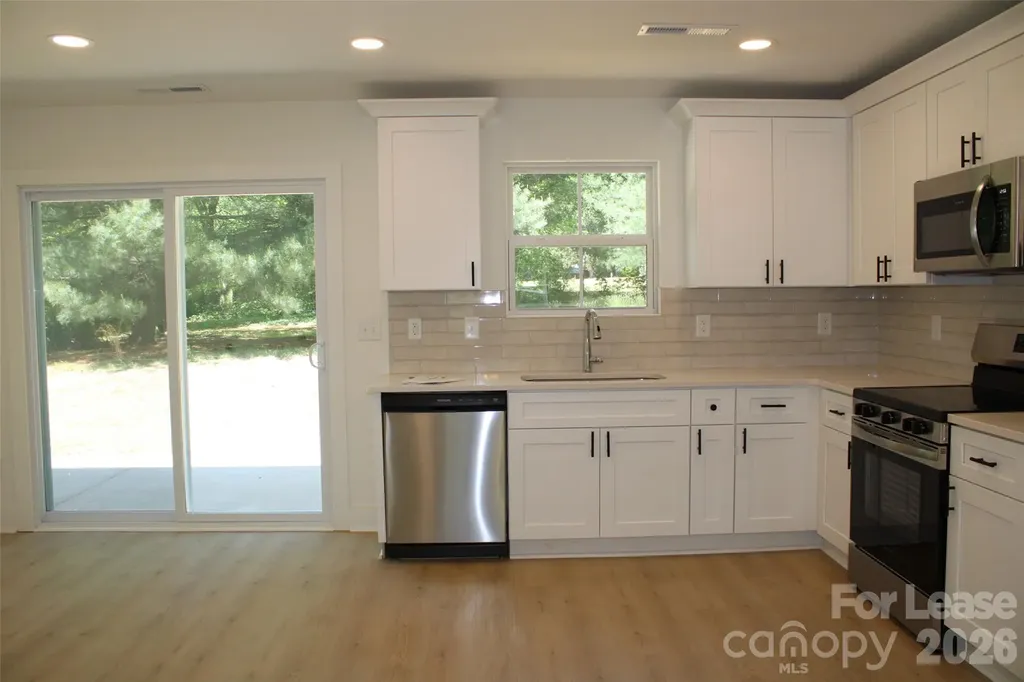 562 W Park Avenue Mooresville NC 28115