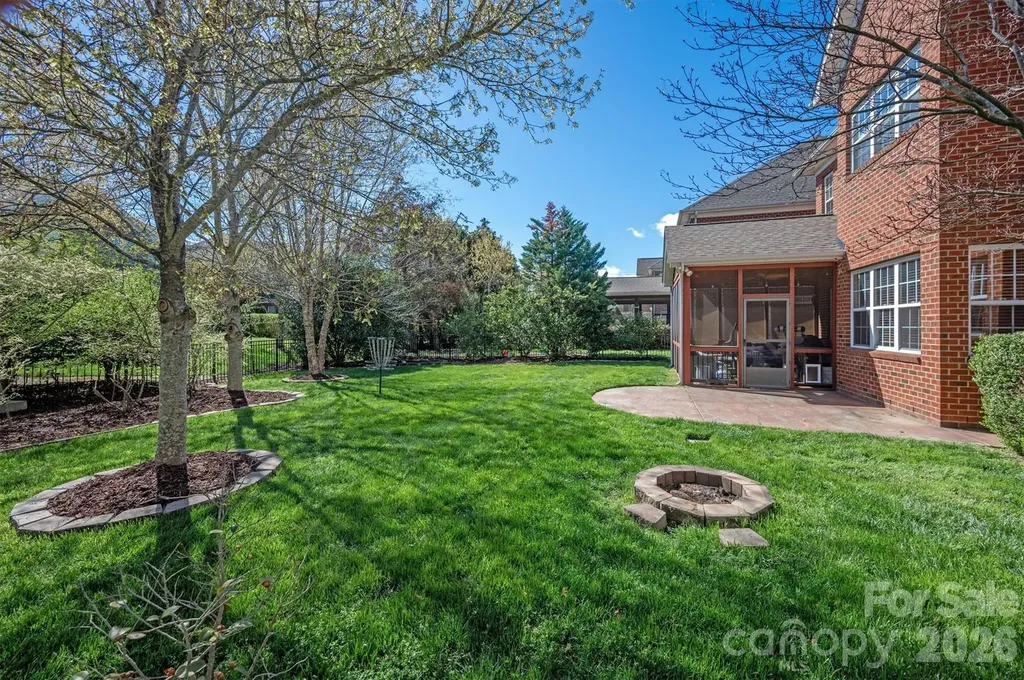 4936 Hawk Shadow Lane Charlotte NC 28277