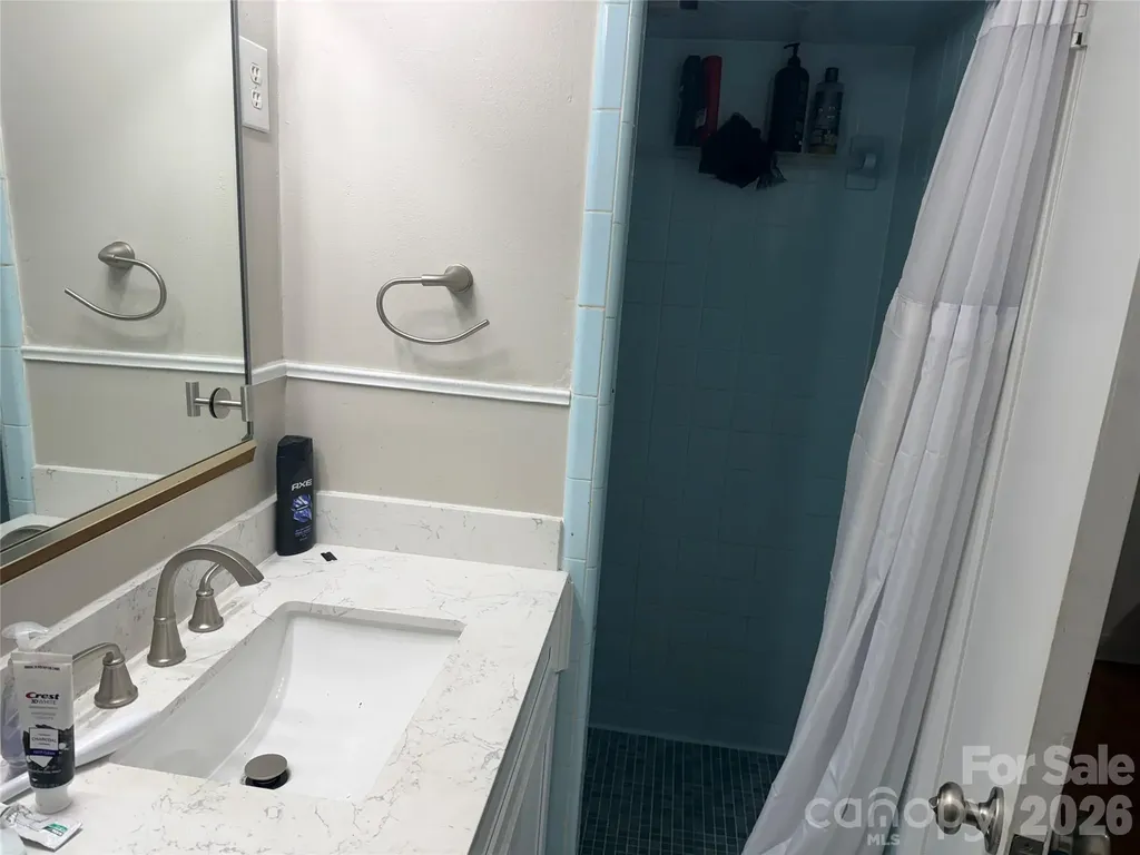 277 & 275 Hilltop Street Hudson NC 28638