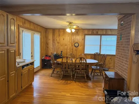 277 & 275 Hilltop Street Hudson NC 28638