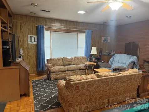 277 & 275 Hilltop Street Hudson NC 28638