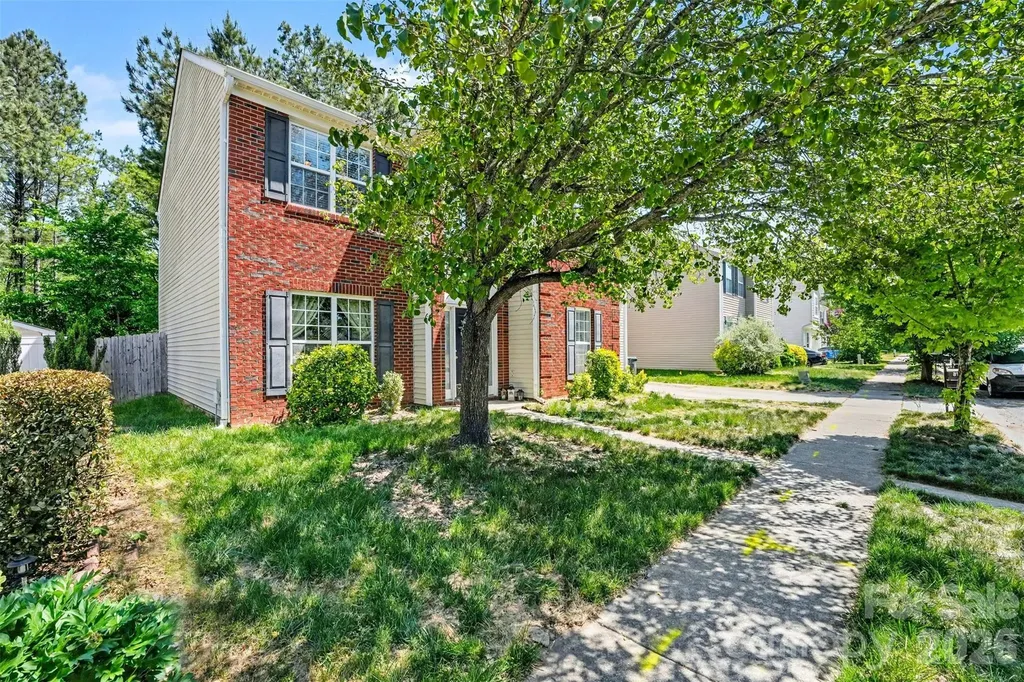 8142 Rolling Meadows Lane Huntersville NC 28078