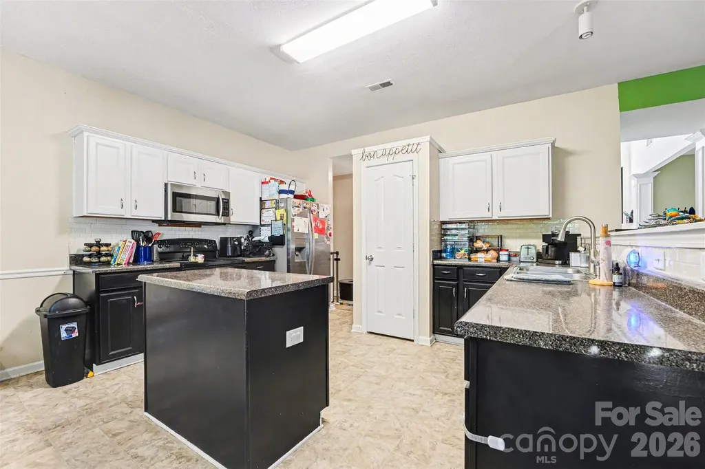 8142 Rolling Meadows Lane Huntersville NC 28078