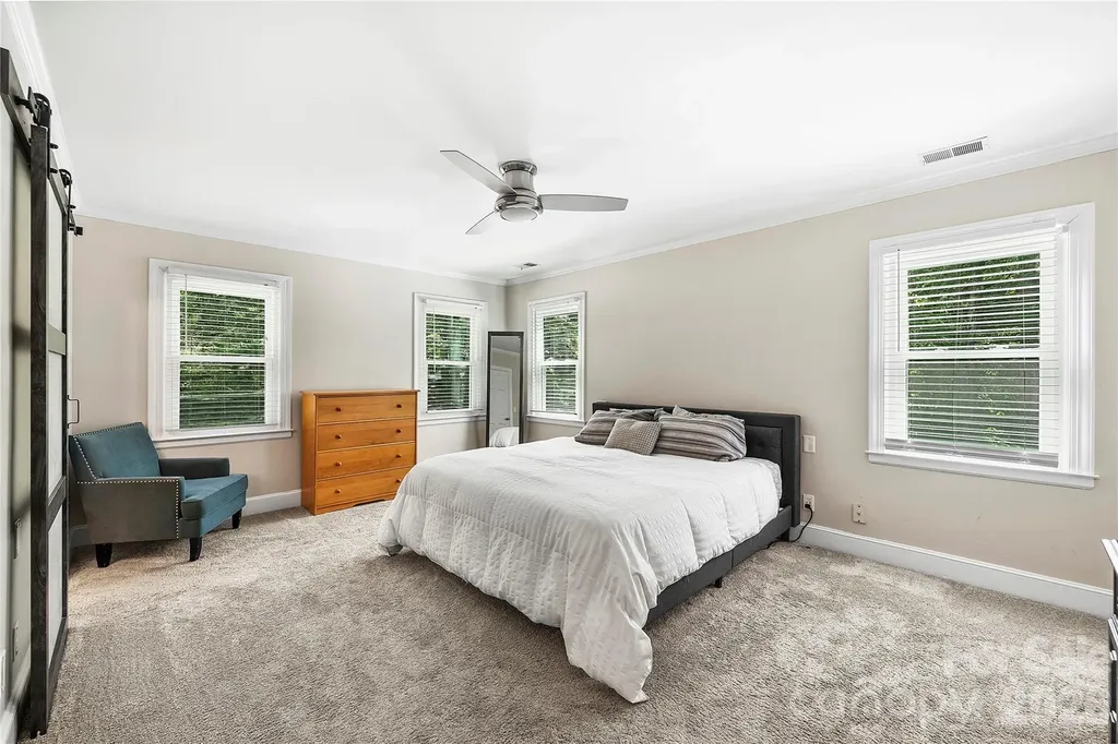 5525 Lancelot Drive Charlotte NC 28270