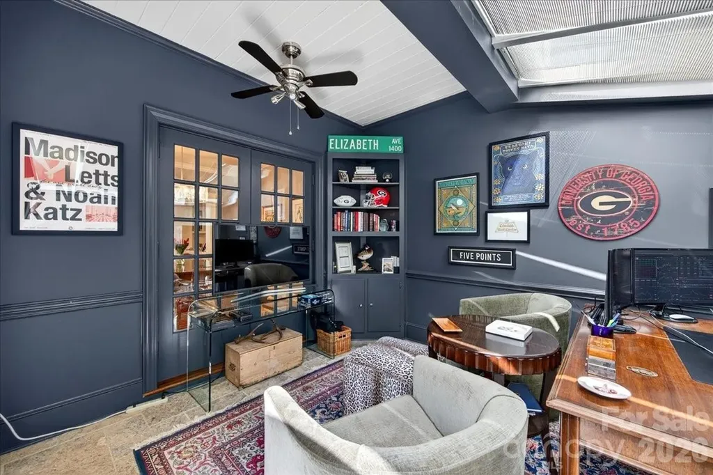 202 Perrin Place Charlotte NC 28207