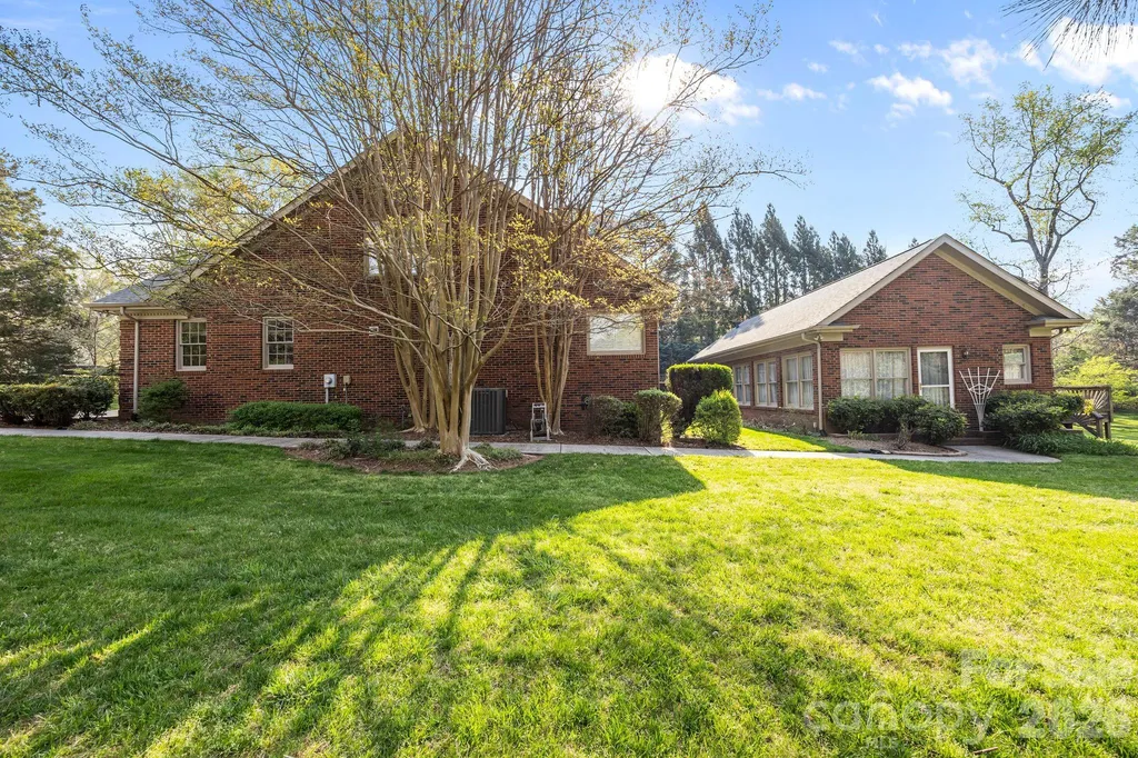 3325 Tilley Morris Road Matthews NC 28105