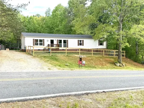 929 Brookhaven Road Statesville NC 28625
