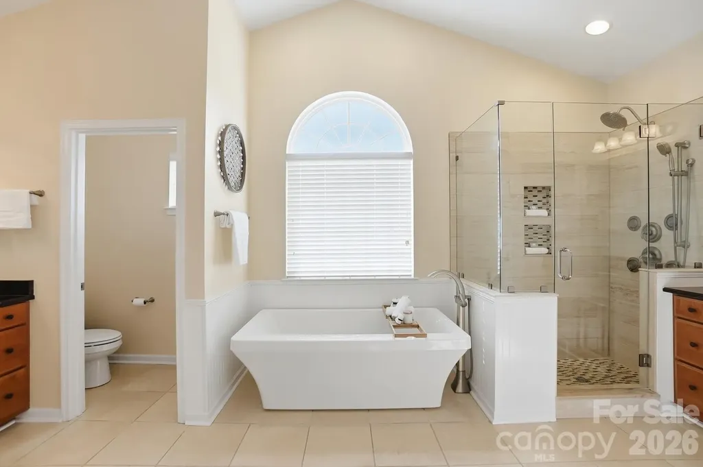 10706 Anglesey Court Charlotte NC 28278