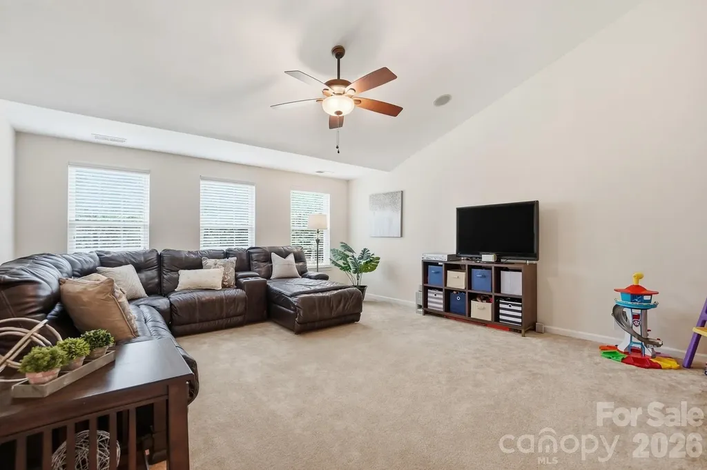 10706 Anglesey Court Charlotte NC 28278