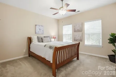 10706 Anglesey Court Charlotte NC 28278
