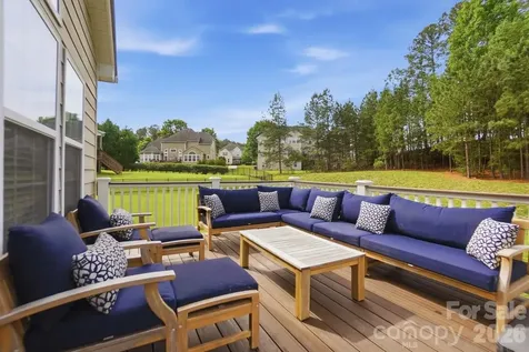 10706 Anglesey Court Charlotte NC 28278