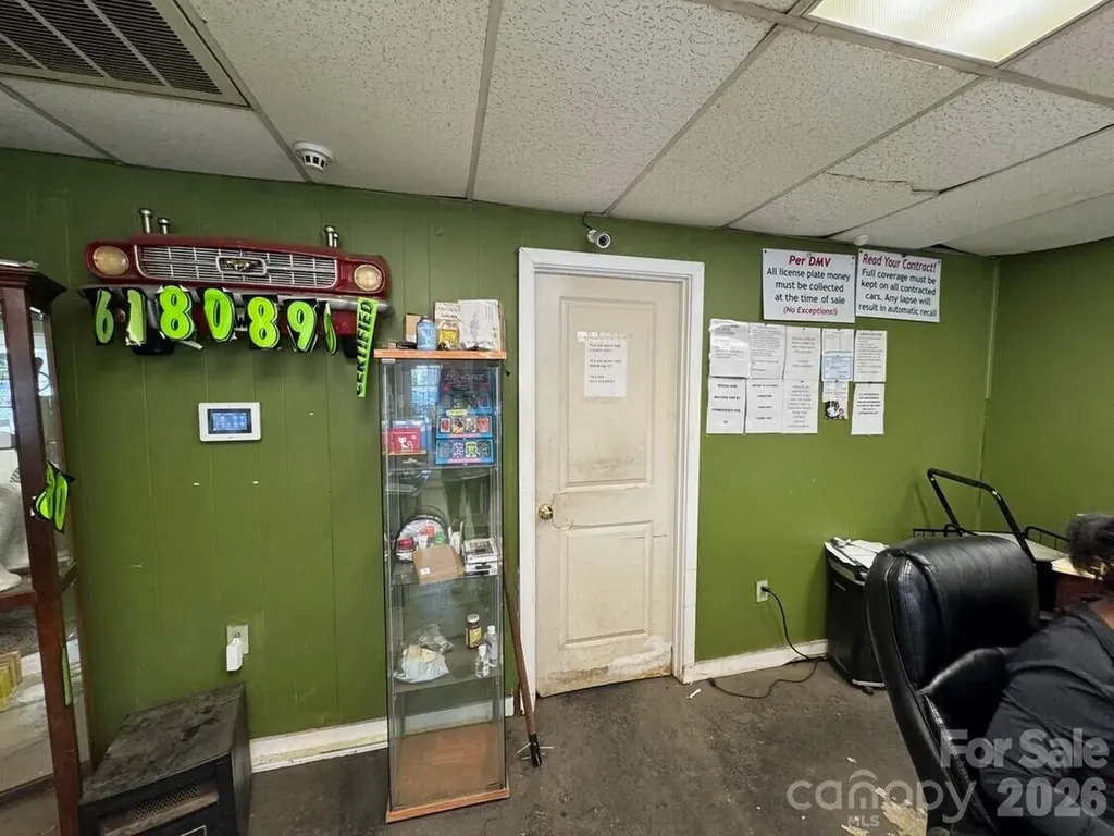 2225 W Sugar Creek Road Charlotte NC 28262