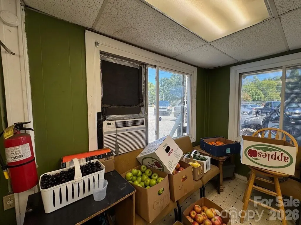 2225 W Sugar Creek Road Charlotte NC 28262