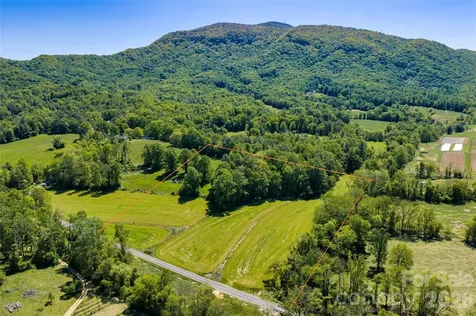 99999 Sugar Hollow Road Fairview NC 28730