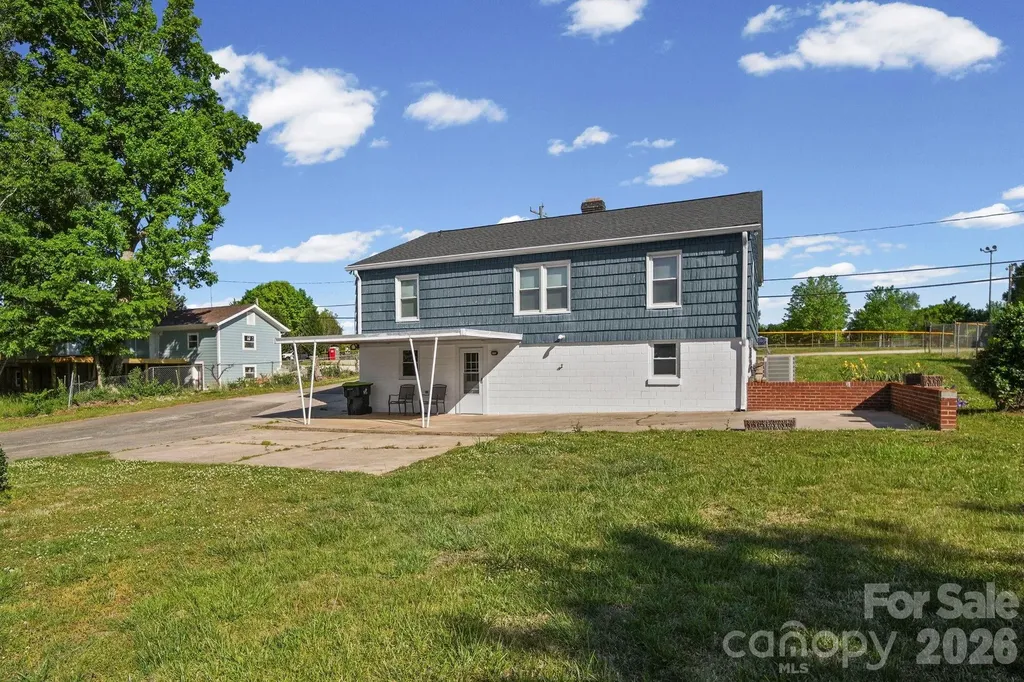 708 N Bostian Street China Grove NC 28023