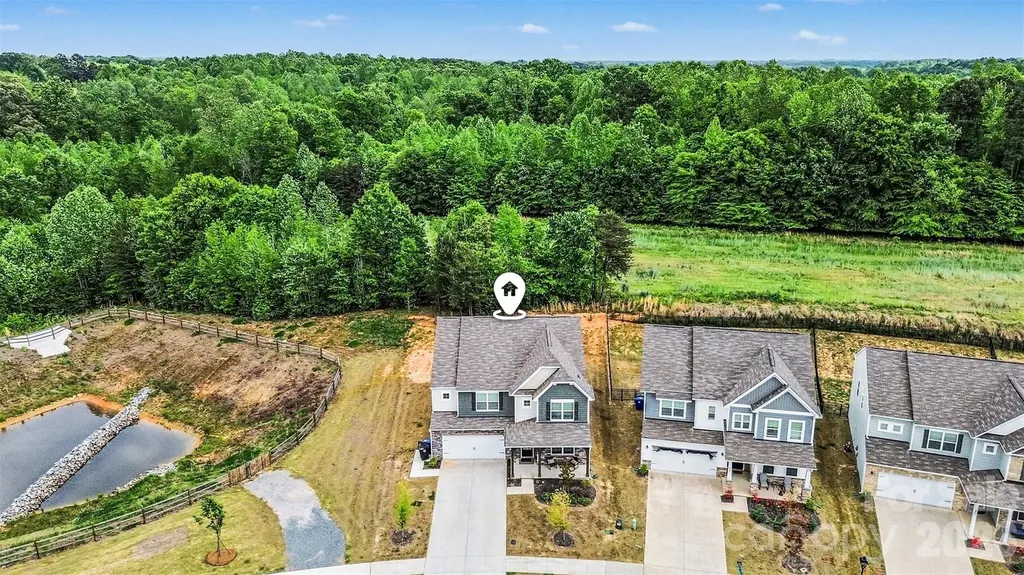 378 Kennerly Center Drive Mooresville NC 28115