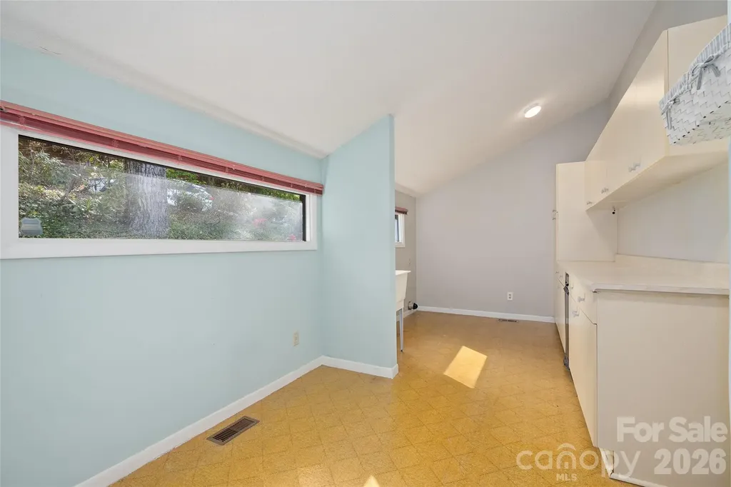 110 Crestwood Road Asheville NC 28804