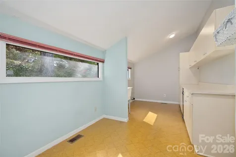 110 Crestwood Road Asheville NC 28804