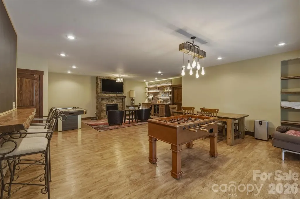5613 Rocky Falls Lane Lenoir NC 28645