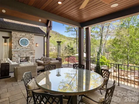 1925 White Tree Trail Arden NC 28704