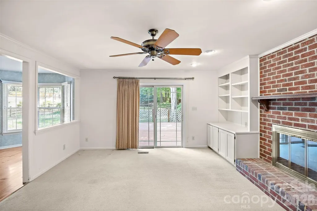 5636 Ivygate Lane Charlotte NC 28226