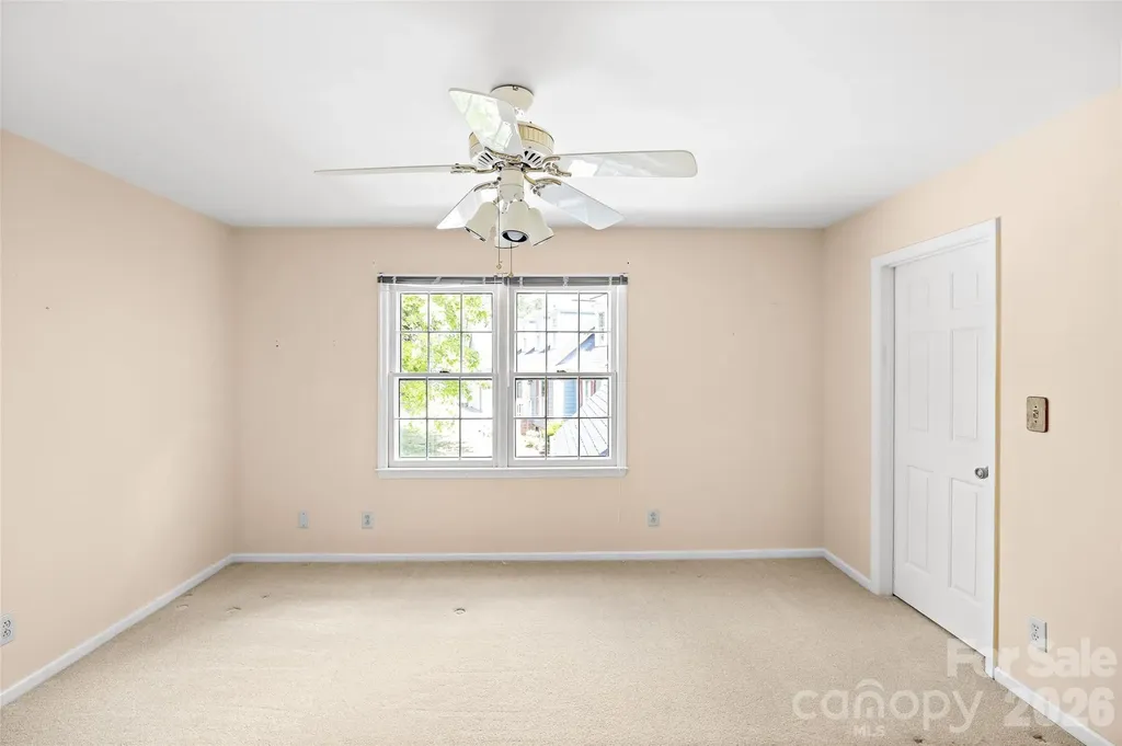 5636 Ivygate Lane Charlotte NC 28226