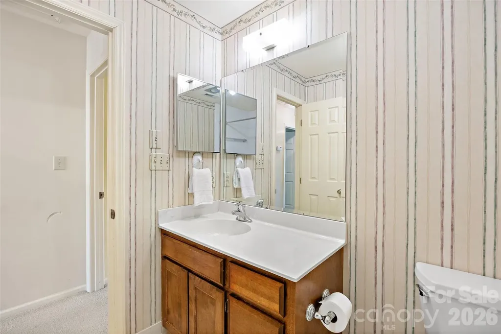 5636 Ivygate Lane Charlotte NC 28226
