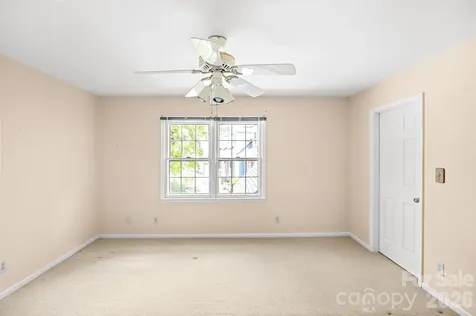 5636 Ivygate Lane Charlotte NC 28226