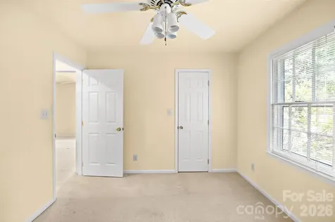 5636 Ivygate Lane Charlotte NC 28226