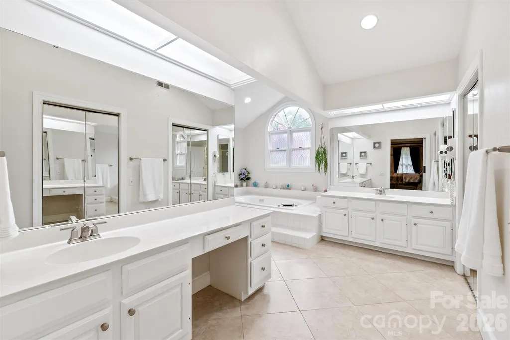 8600 Brownes Pond Lane Charlotte NC 28277