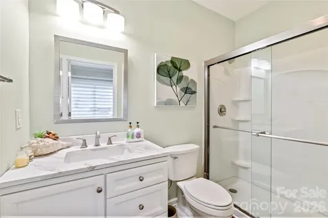 8600 Brownes Pond Lane Charlotte NC 28277