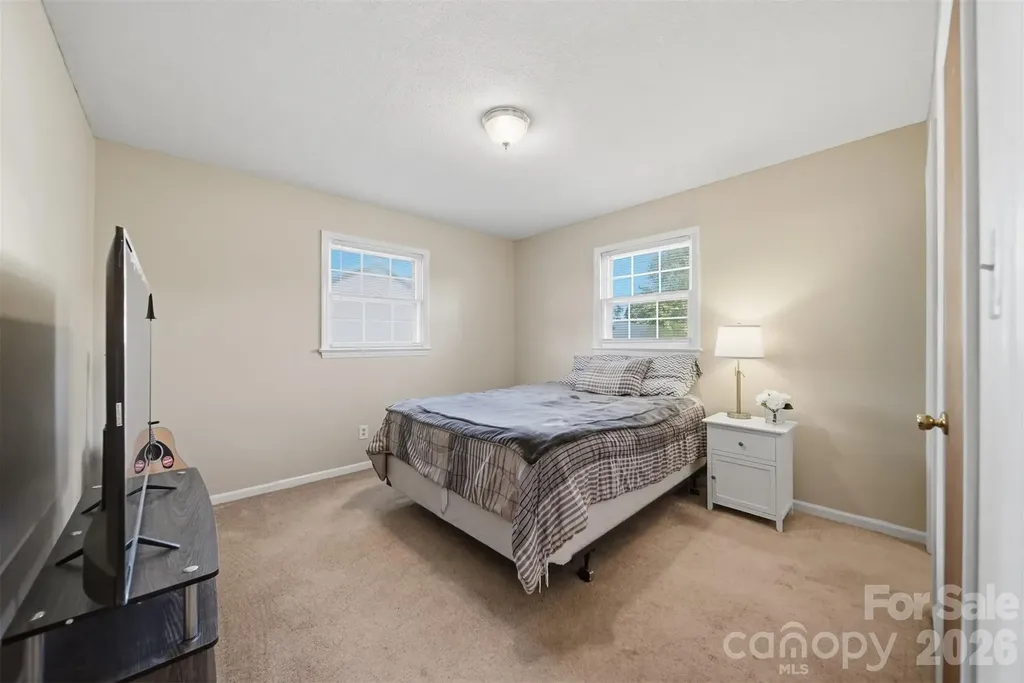 184 Edgegreen Court Taylorsville NC 28681