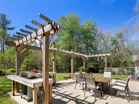 304 Wood Dale Drive Hendersonville NC 28791
