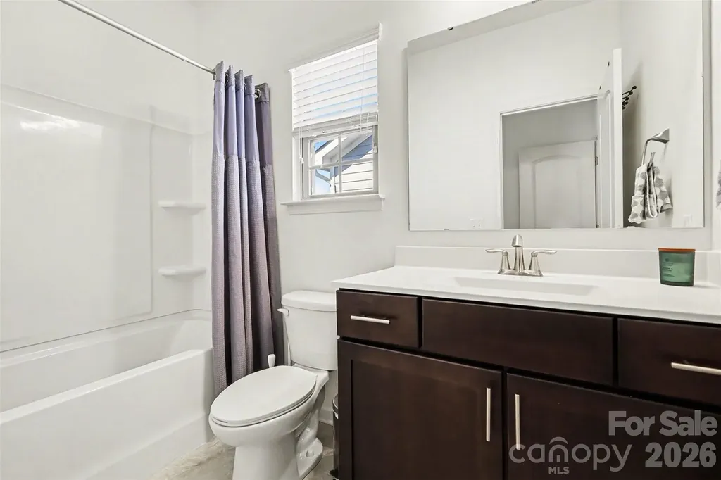 9431 Ainslie Downs Street Charlotte NC 28273