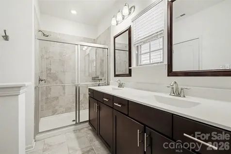 9431 Ainslie Downs Street Charlotte NC 28273