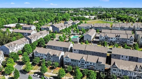 9431 Ainslie Downs Street Charlotte NC 28273