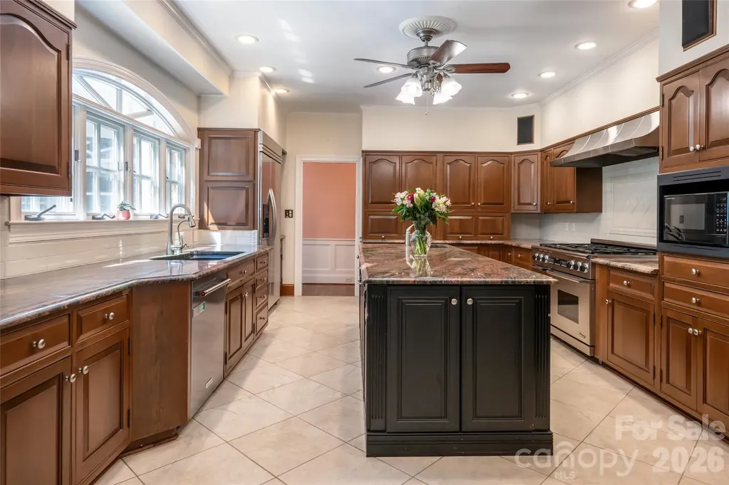 14 Brookside Road Asheville NC 28803