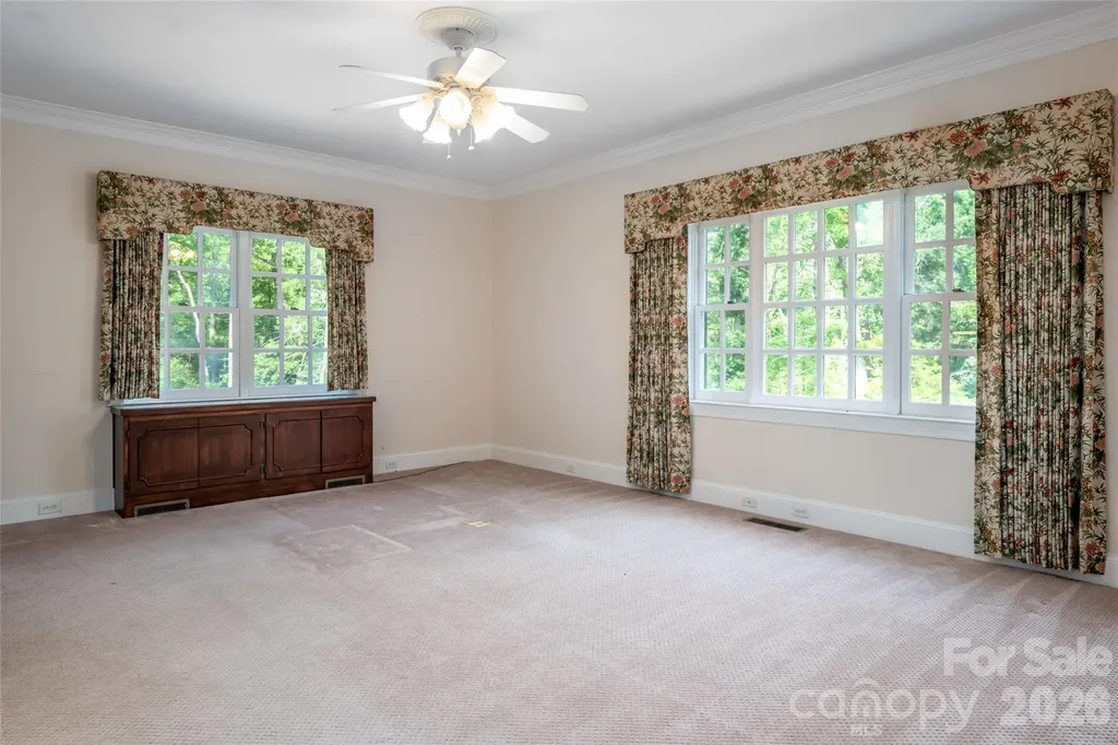 14 Brookside Road Asheville NC 28803