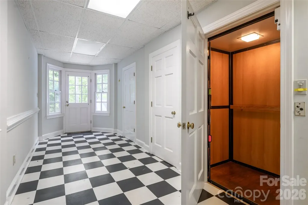 14 Brookside Road Asheville NC 28803