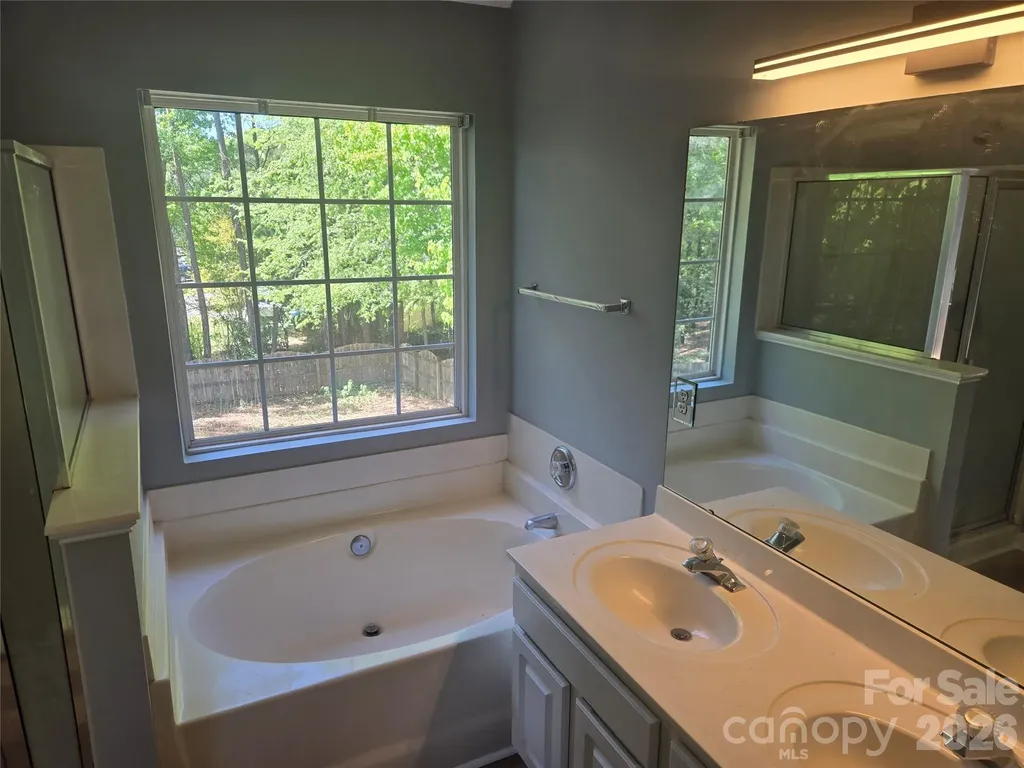 9303 Highrock Drive Waxhaw NC 28173