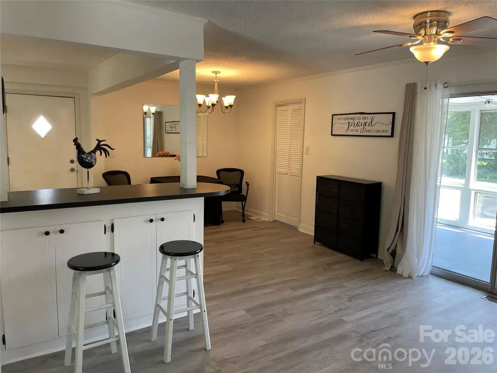 1748 Old West Lane Gastonia NC 28052