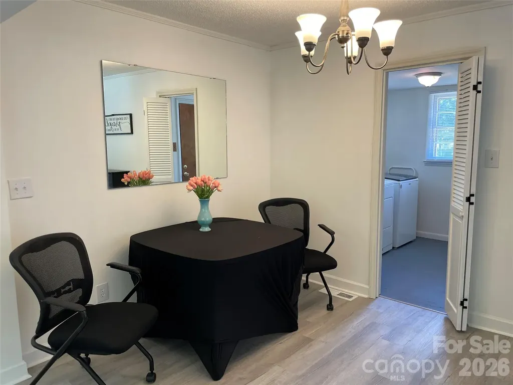 1748 Old West Lane Gastonia NC 28052